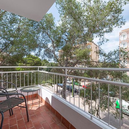 Beetroot, Jedes Zimmer Verfuegt Ueber Smart Tv , Eigenes Bad Mit Regendusche Und Balkon Llucmajor  Exterior photo