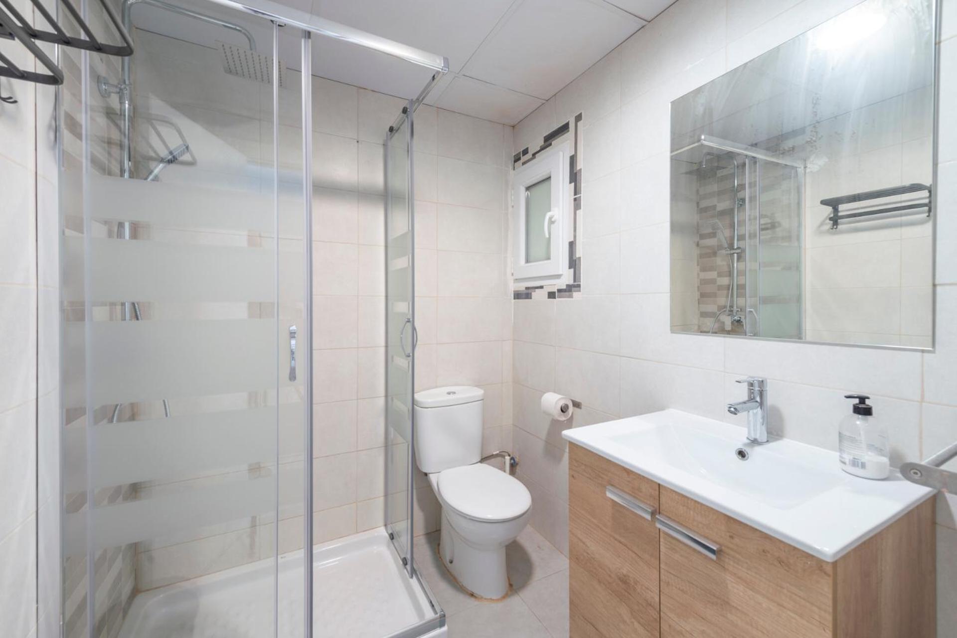 Beetroot, Jedes Zimmer Verfuegt Ueber Smart Tv , Eigenes Bad Mit Regendusche Und Balkon Llucmajor  Exterior photo